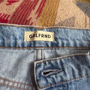 BRAND NEW: Bella Low Rise Boyfriend  jeans(GRLFRND ) sz 28